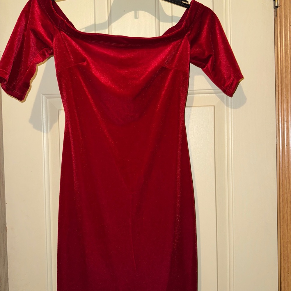 Elegant Red Off-Shoulder Dress